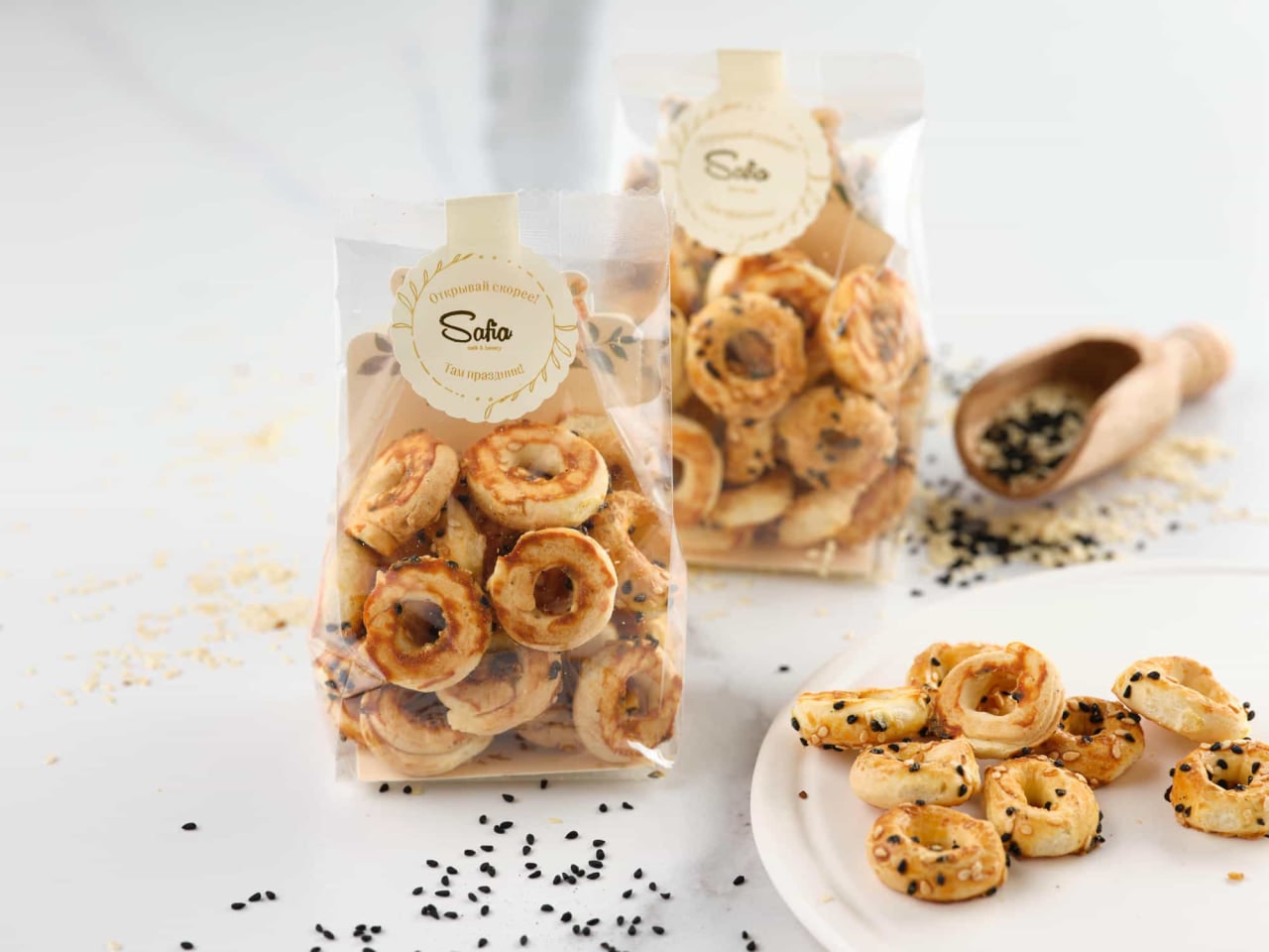 Mini cookie Sushki in a pack