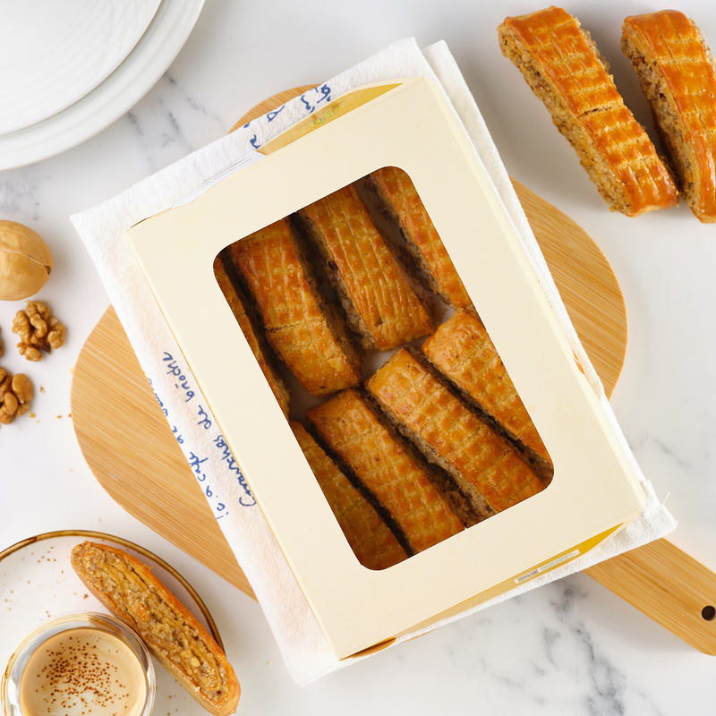 Cookie Keta in a pack