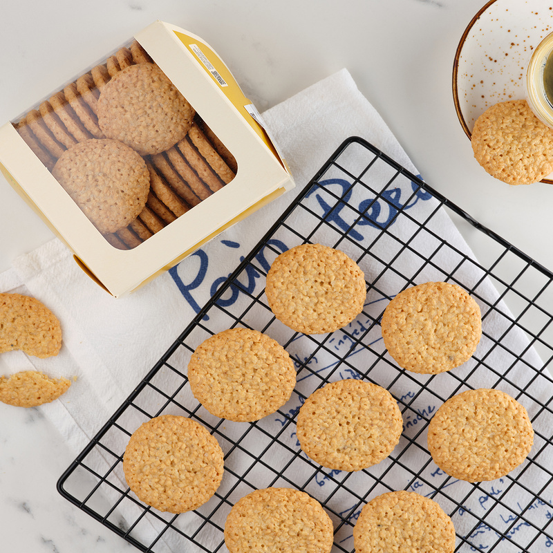 Cookie Sesame in a pack