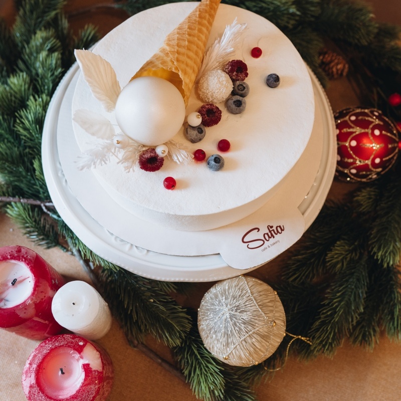 Молочная девочка