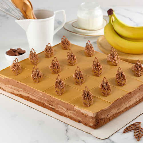 Rectangle cake Chocolate-banana