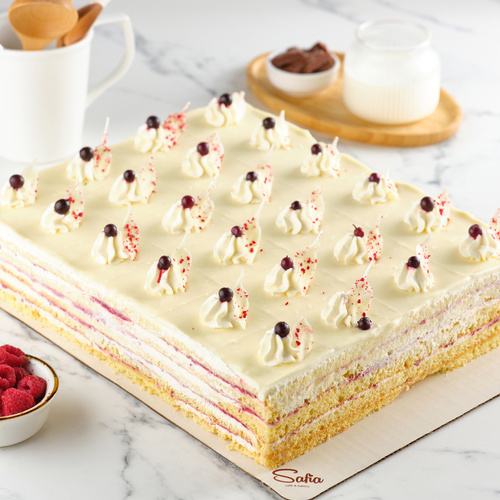 Rectangle cake Chocolate-raspberry