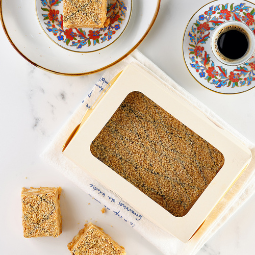 Turkish chak-chak in packaging